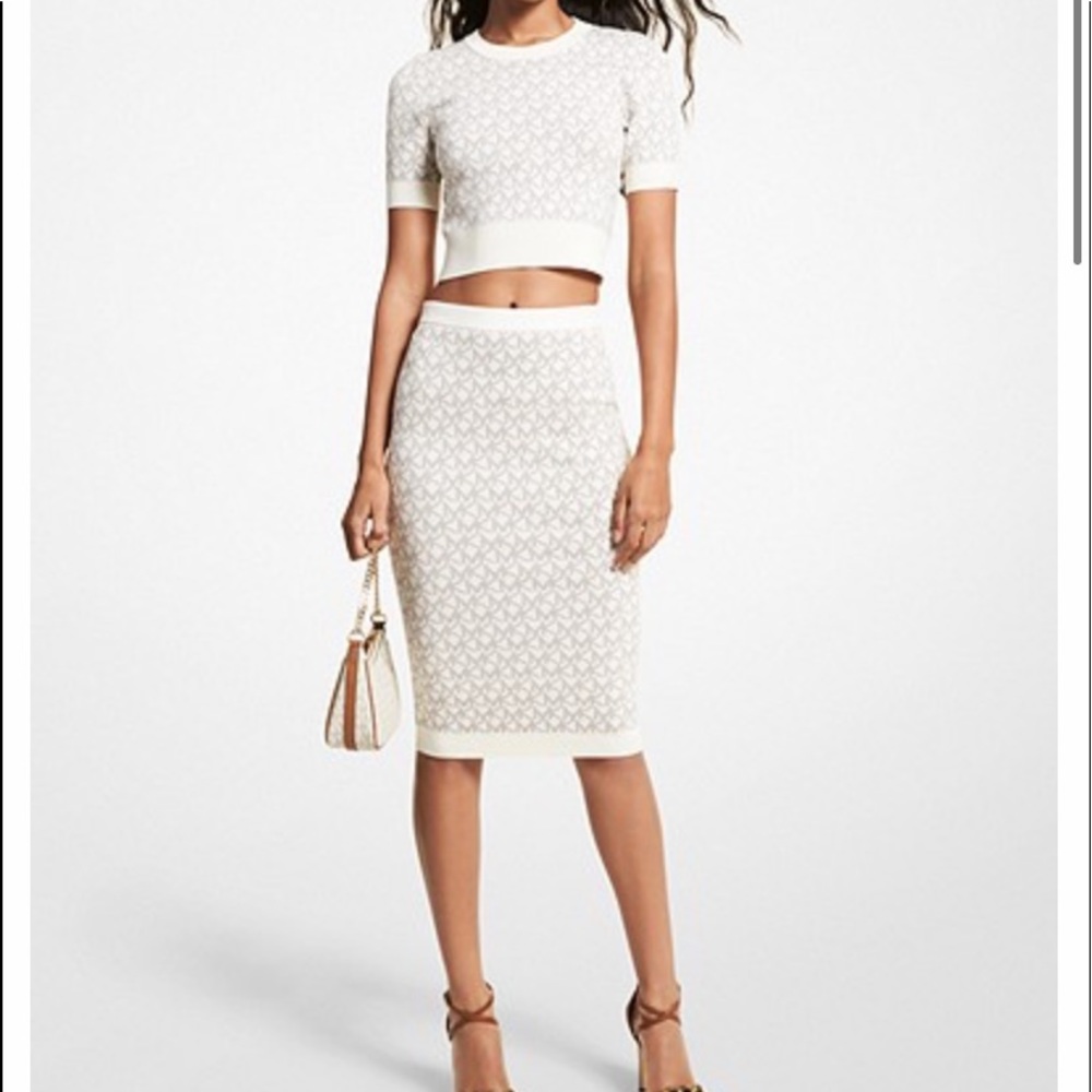 Michael kors jacquard short-sleeve sweater. Bone colored.
